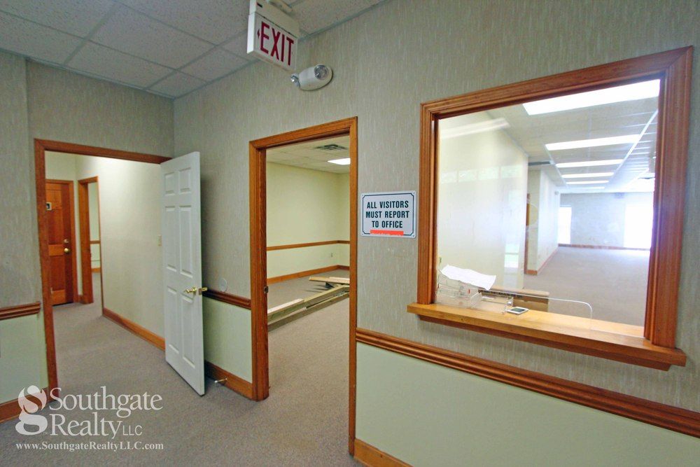 1700 S. 28th Ave. (Suite B)